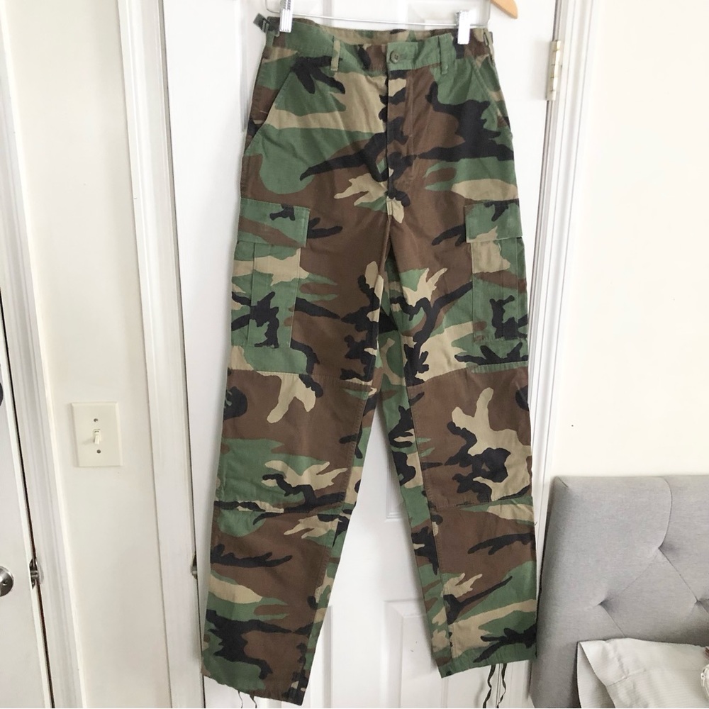 UNBRANDED VTG Authentic Army Woodland BDU Camo Cargo Pants Size Small X-Long